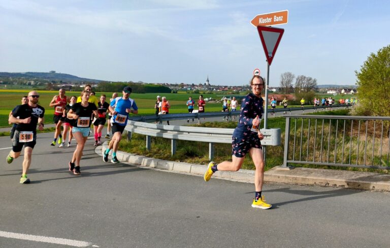 WW9 Running Flamingos @ Winterwaldlauf & Obermain-Marathon 2024